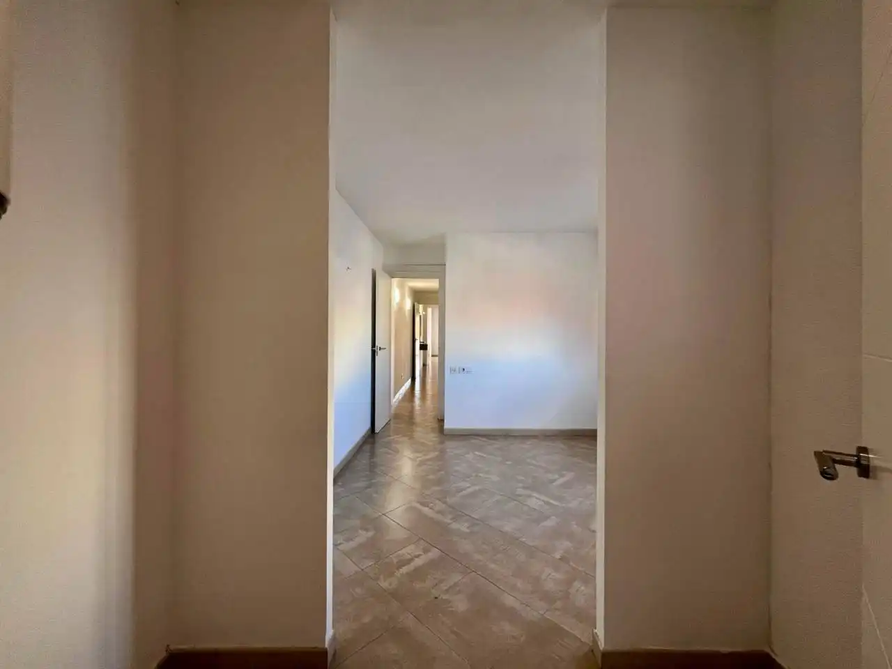 Flat with terrace to rent in Calle Raval, imagen 16