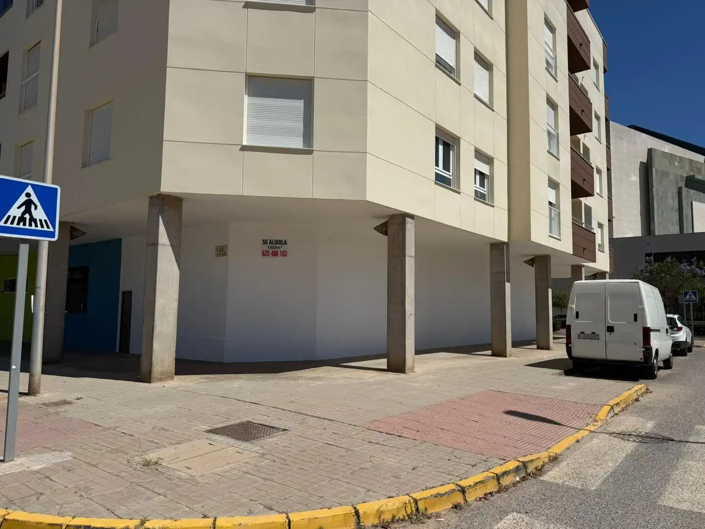 Aparcament de Local de lloguer en El Ejido