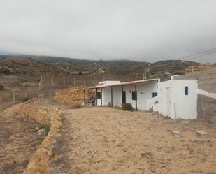 Vista exterior de Finca rústica en venda en Güímar amb Jardí privat