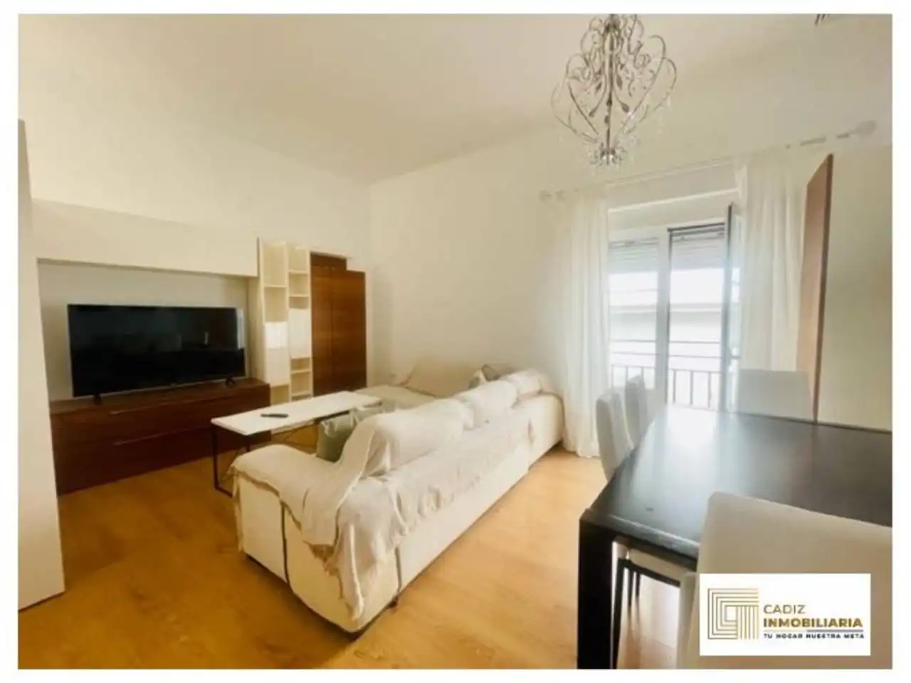 Wohnzimmer von Wohnung zur Miete in Cádiz
