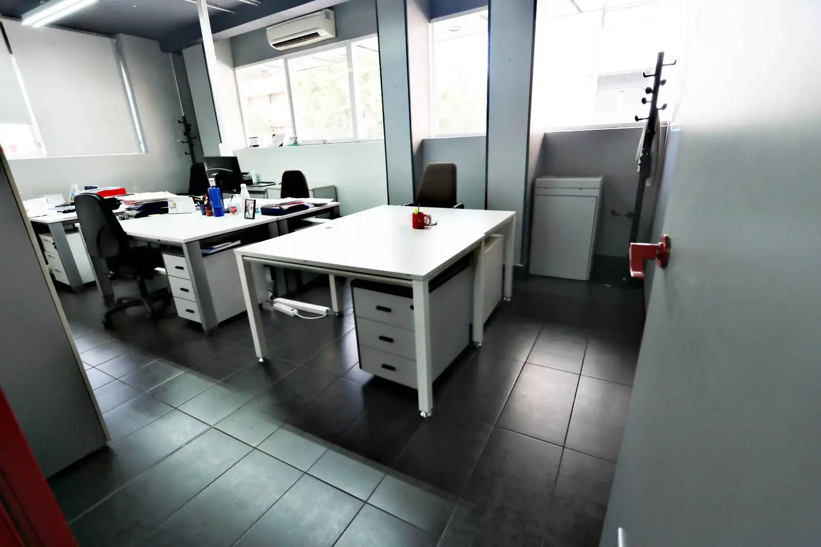 Local comercial de lloguer a Calle Ramon y Cajal, imagen 10