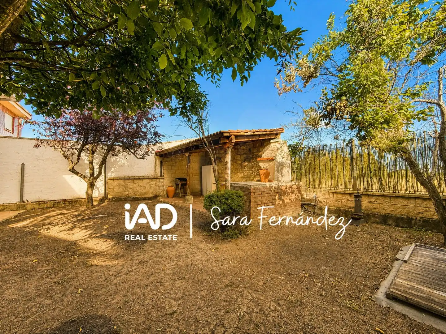 Vista exterior de Casa o xalet en venda en Sariegos amb Calefacció