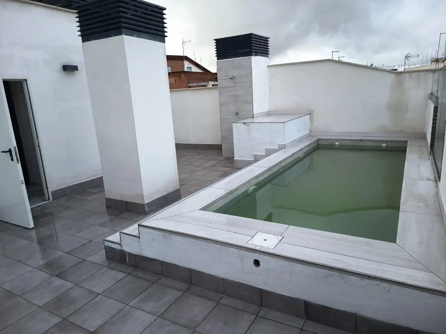 Piscina de Pis en venda en Córdoba amb Aire condicionat i Piscina comunitària