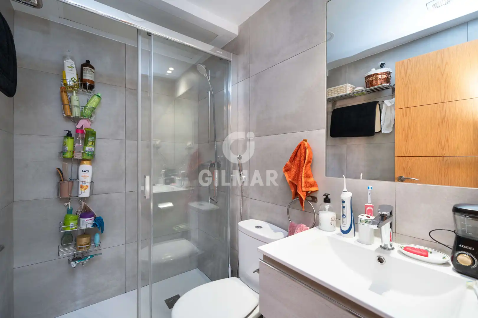 Baño de Casa adosada en venta en Madrid con Calefacción, Jardín privado y Amueblado