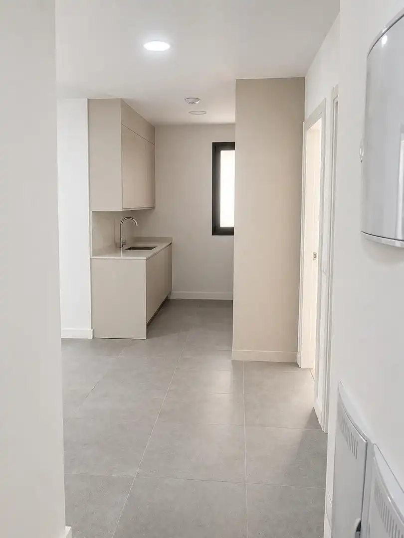 Piso de alquiler en Duggi - Rambla - Los Hoteles