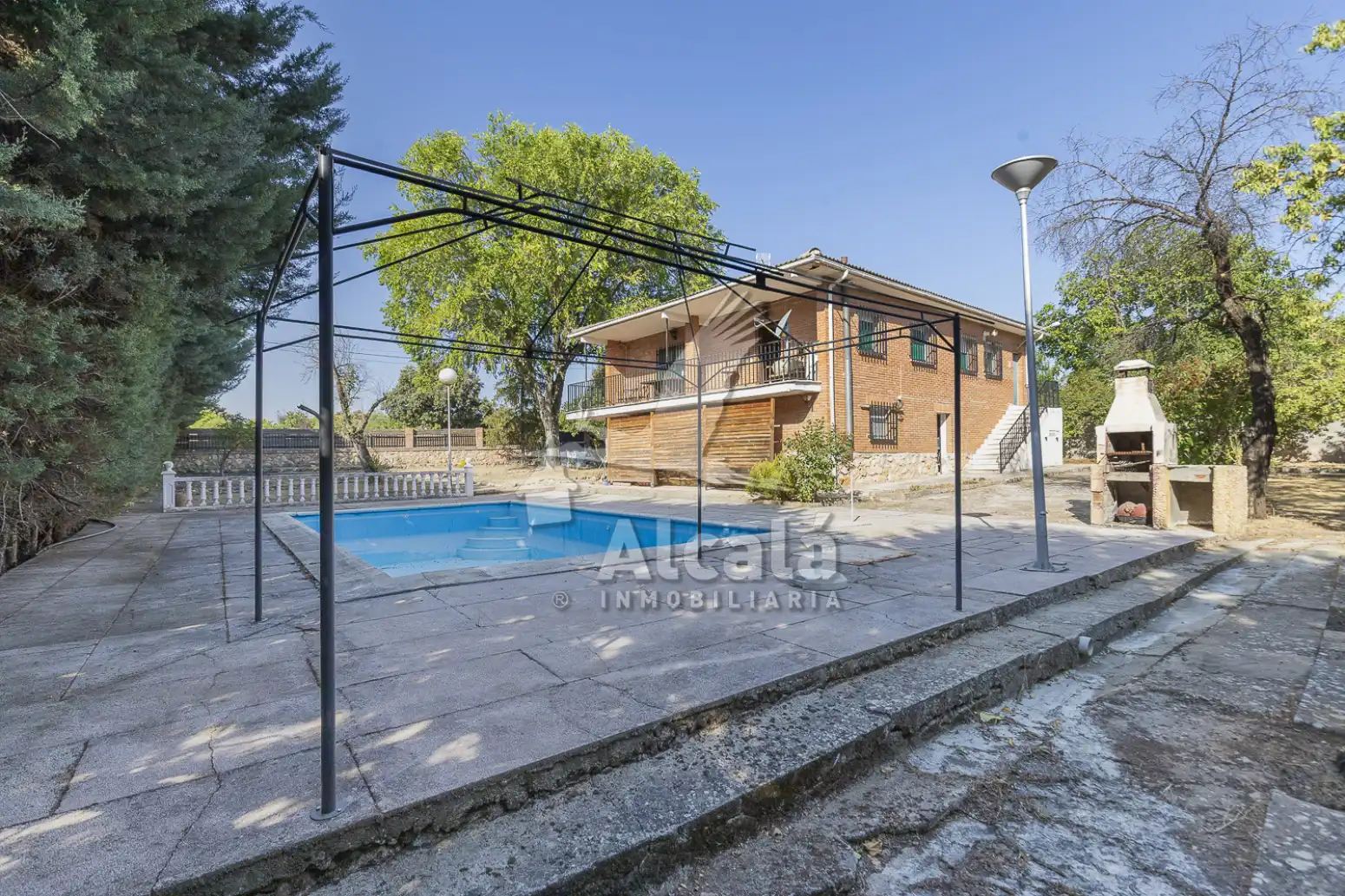 Exterior view of Houses for sale in Escopete  with Heating, Private garden and Swimming Pool