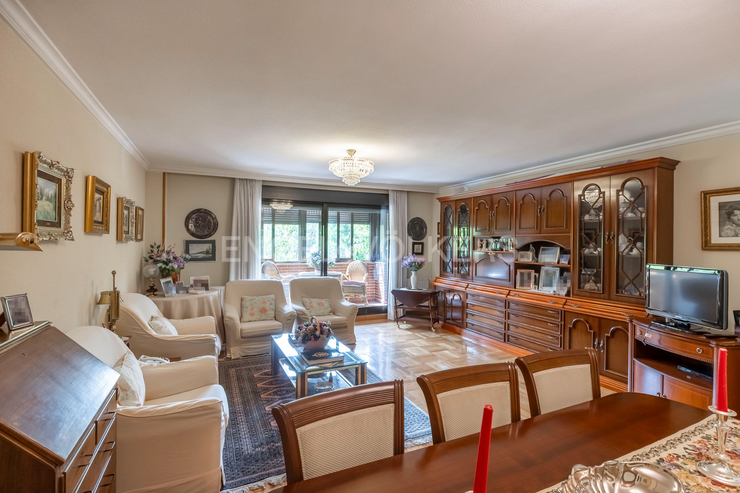 Sala d'estar de Apartament en venda en Pozuelo de Alarcón amb Aire condicionat, Calefacció i Terrassa