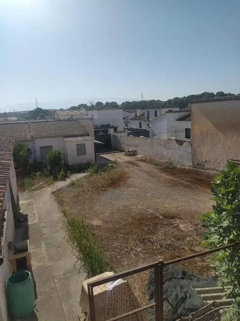 Casa adosada en venda en Láchar