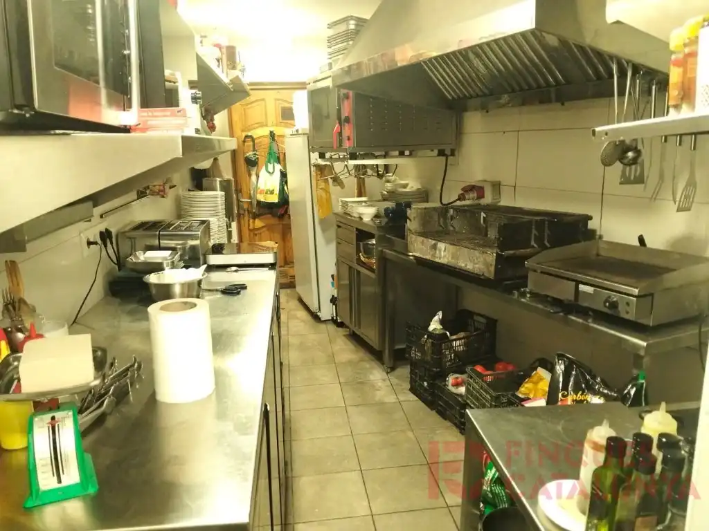 Locale commerciale in cessione a Calle Puigmal, imagen 23