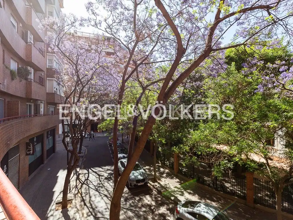 Vista exterior de Pis de lloguer en Valencia amb Aire condicionat, Calefacció i Parquet