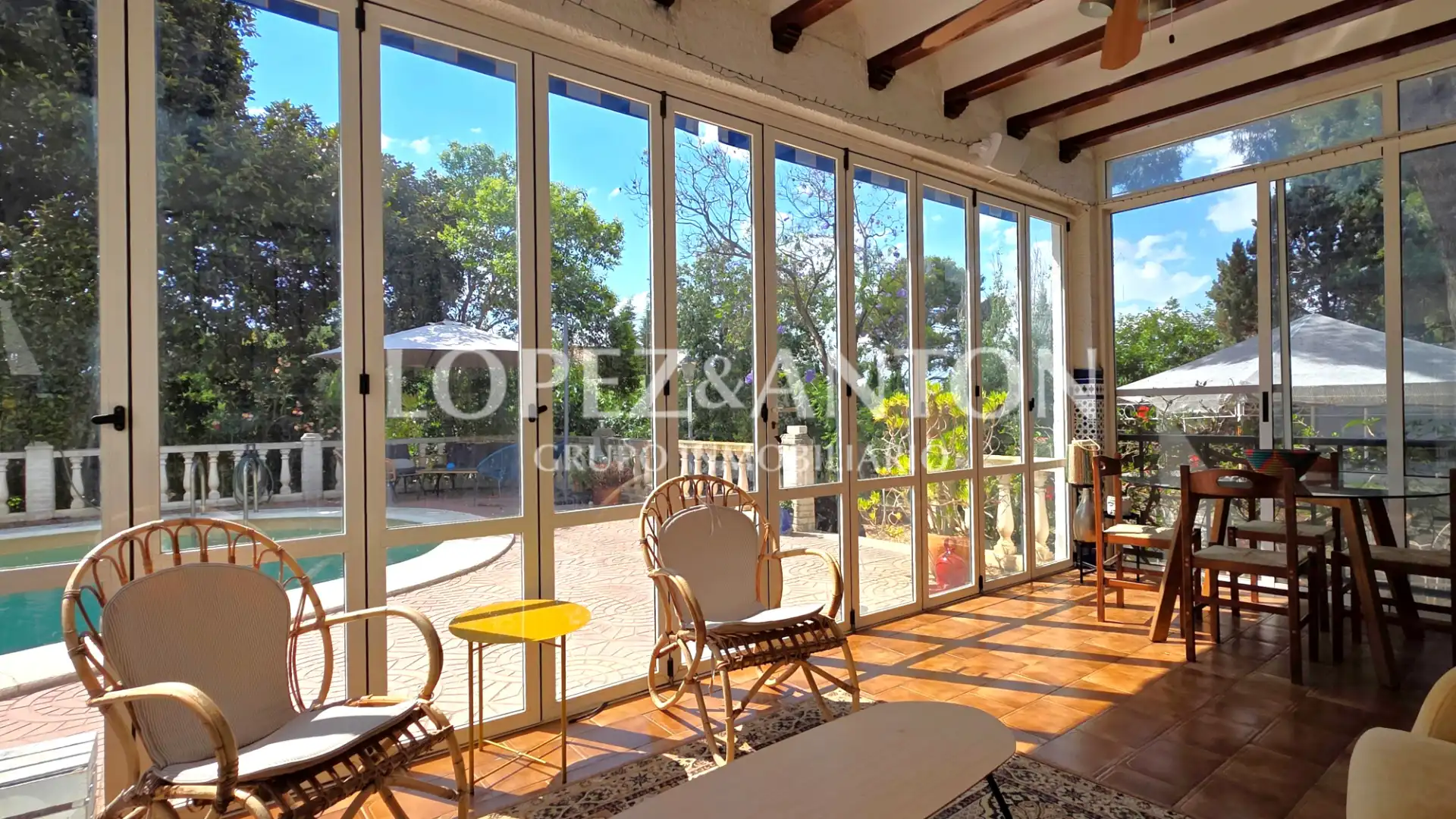 Terraza de Casa o chalet en venta en Paterna con Aire acondicionado, Jardín privado y Terraza