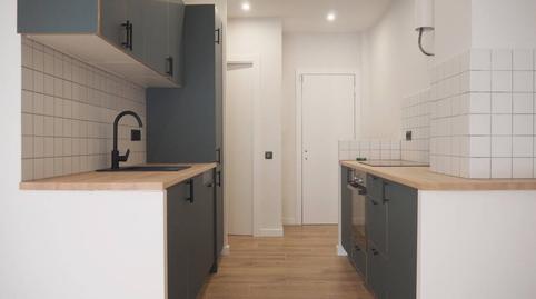 Foto 2 de Pis en venda a Calle Mascaró, El Guinardó, Barcelona