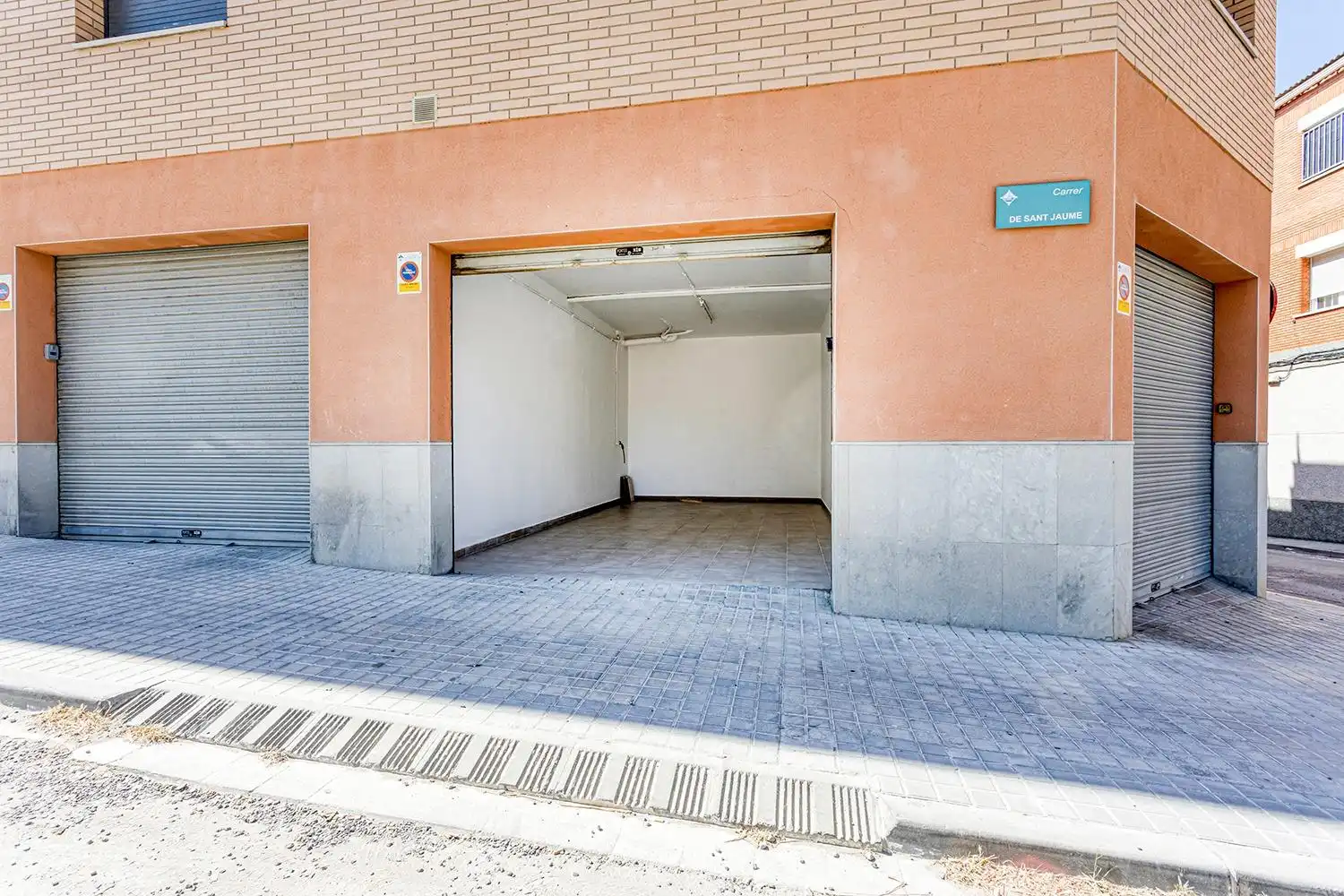 Parkplatz von Wohnung zum Verkauf in Vilanova del Camí mit Heizung, Terrasse und Balkon