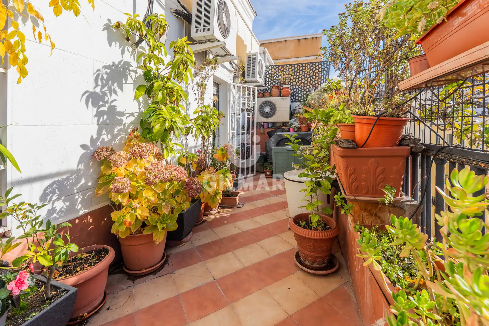 Jardín de Ático en venta en Madrid con Calefacción y Balcón