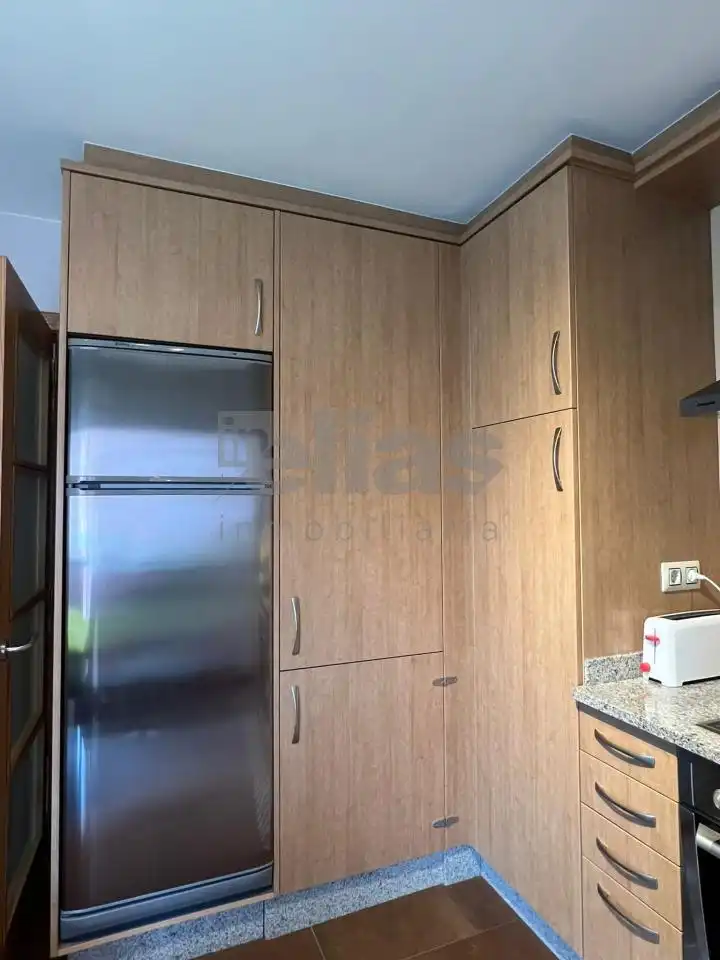 Cocina de Piso de alquiler en Laxe con Amueblado y Balcón