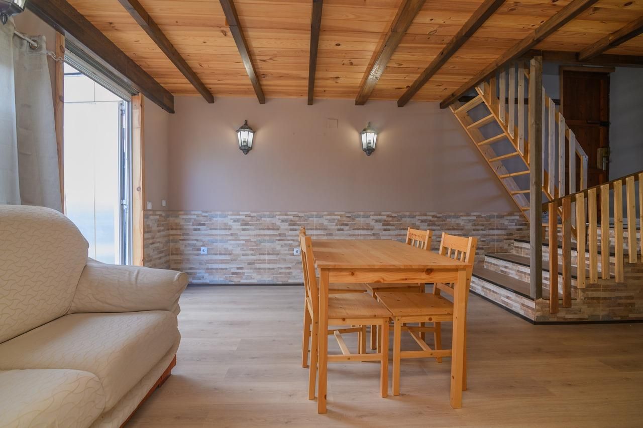 Menjador de Casa o xalet en venda en Fonollosa amb Jardí privat, Parquet i Terrassa