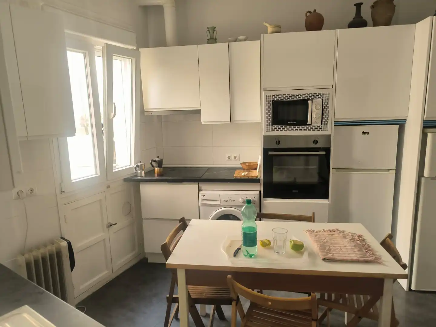 Cuina de Pis de lloguer en Madrid amb Aire condicionat, Calefacció i Parquet