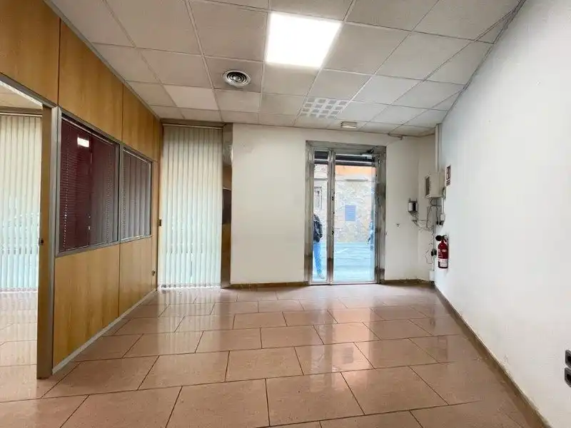Local comercial en venda a Centre, imagen 7