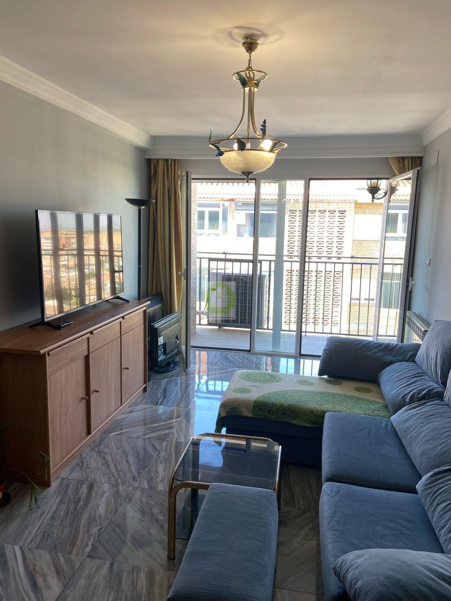 Bedroom of Flat to share in  Granada Capital  with Balcony