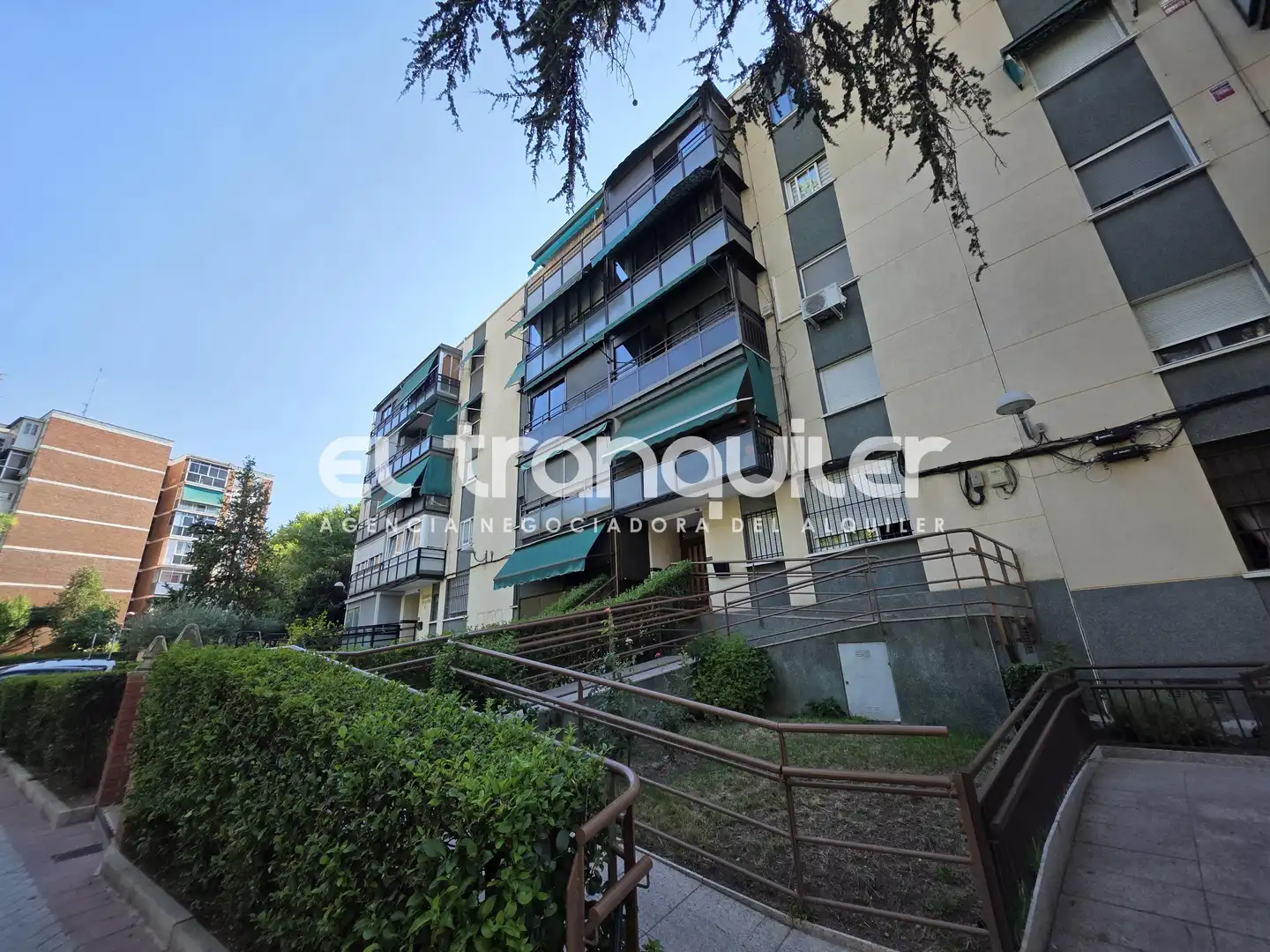 Exterior view of Flat for rent in Madrid  with Air Conditioner, Parquet flooring and Terrace