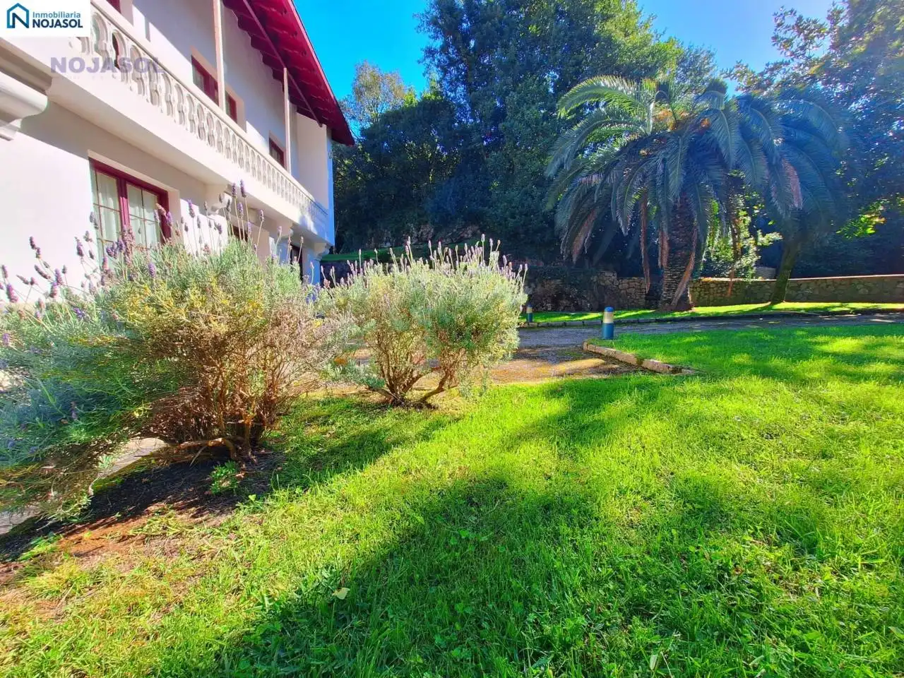 Jardín de Casa o chalet en venta en Arnuero con Calefacción y Jardín privado