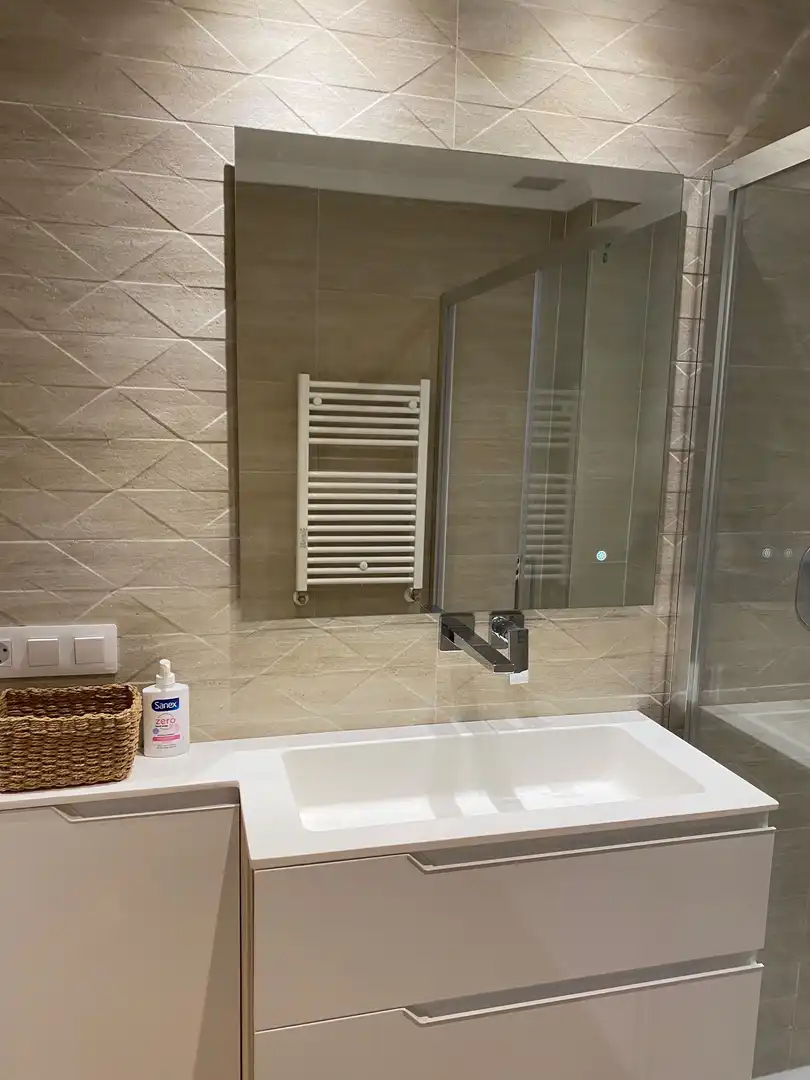 Baño de Piso en venta en Lugo con Calefacción y Trastero