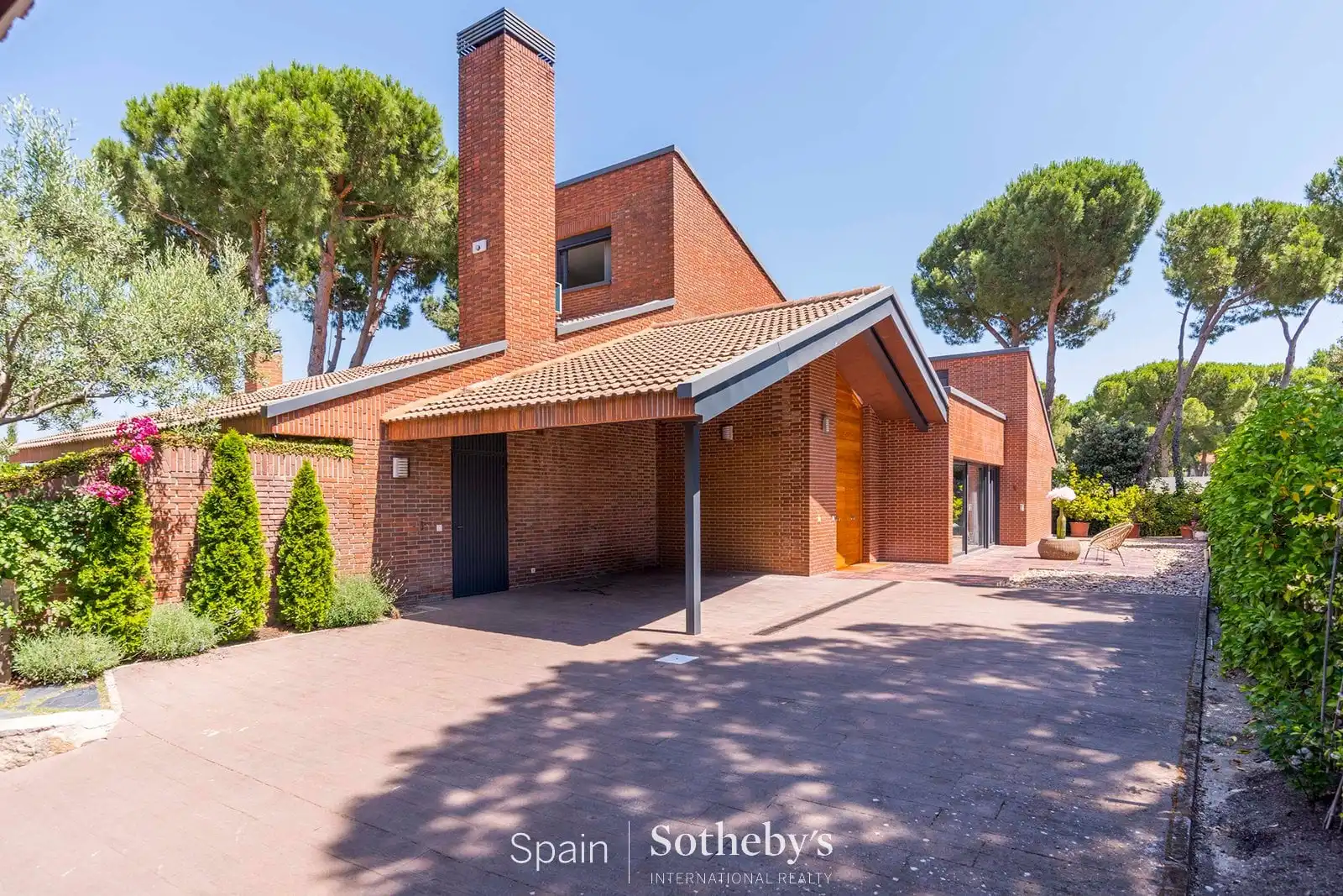 Casa o xalet en venda a Calle del Tulipán, Valdepastores - Las Encinas