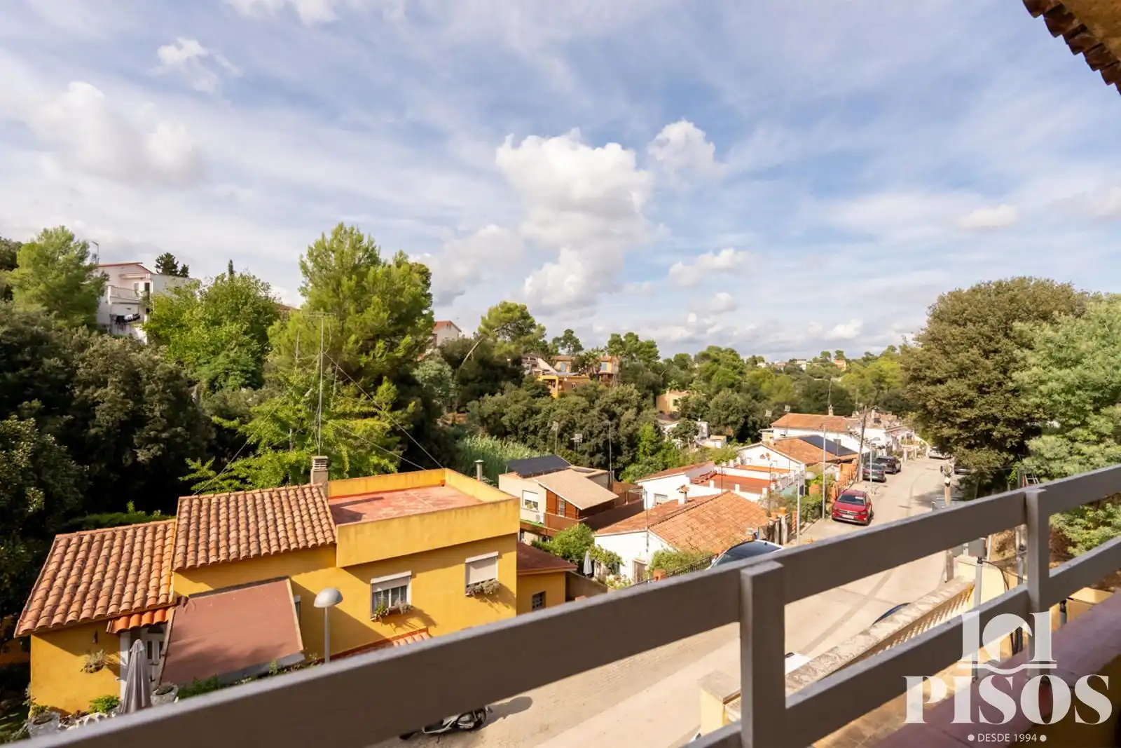 Adossat amb jardí en venda a Dalmau