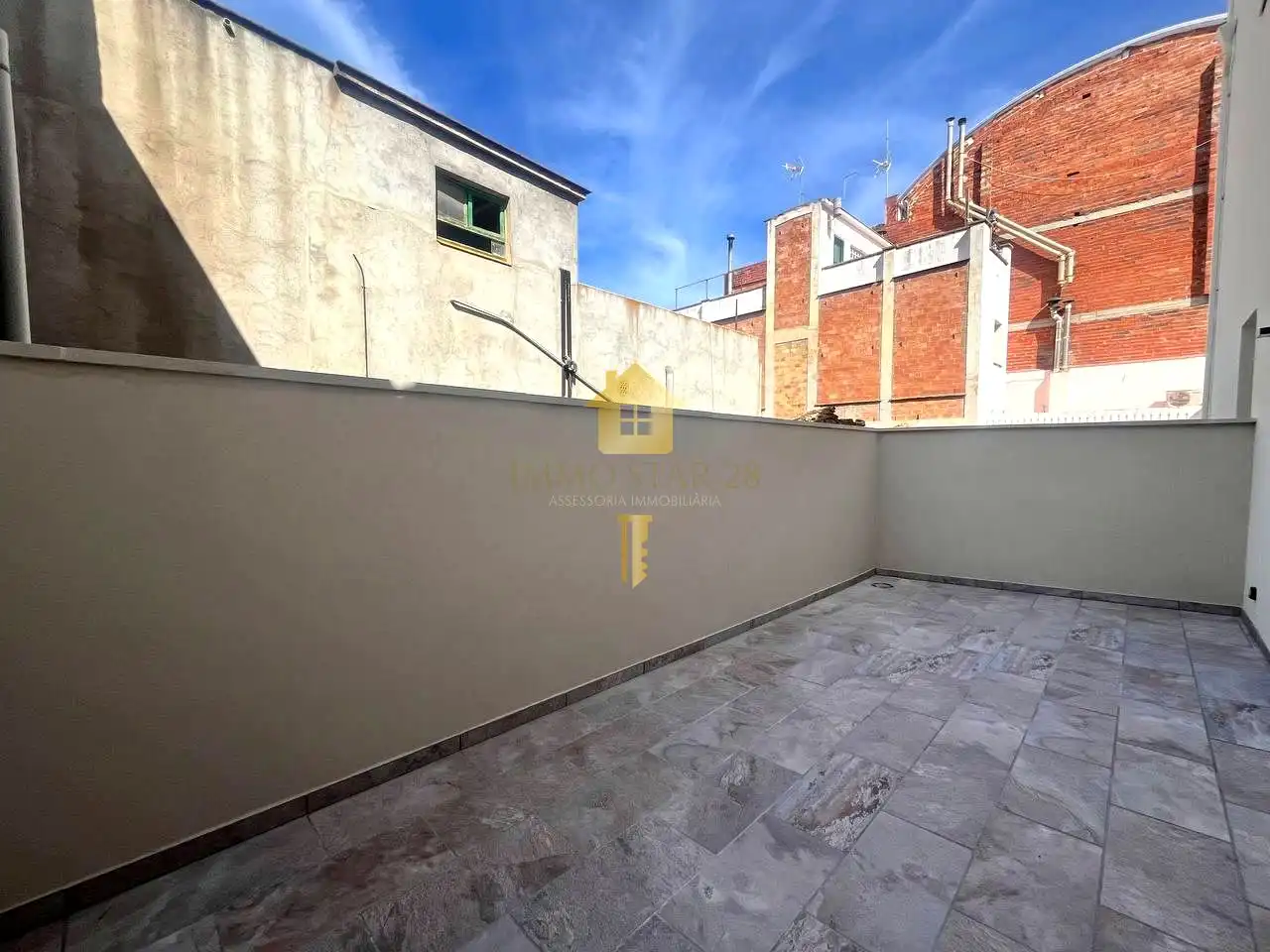 Terrasse von Wohnung zur Miete in Centre