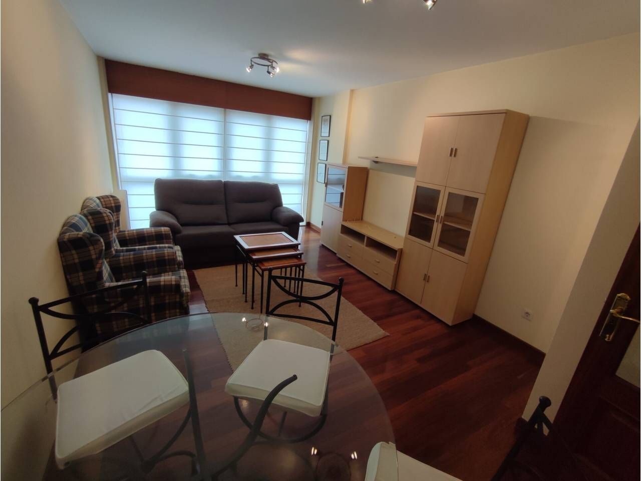 Sala de estar de Piso de alquiler en Santiago de Compostela  con Calefacción, Trastero y Amueblado