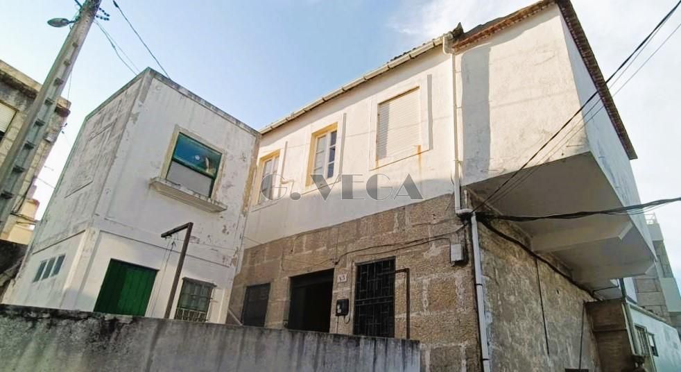 Exterior view of House or chalet for sale in Vigo   with Private garden and Storage room