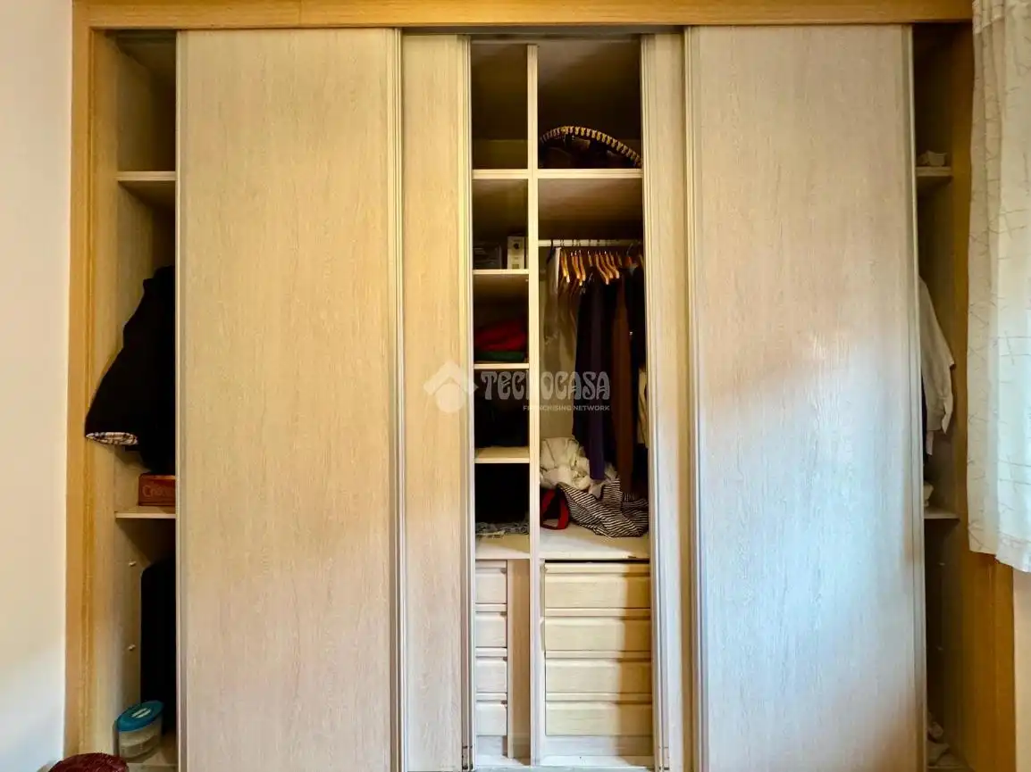 Dormitori de Casa o xalet en venda en El Astillero   amb Calefacció, Parquet i Terrassa
