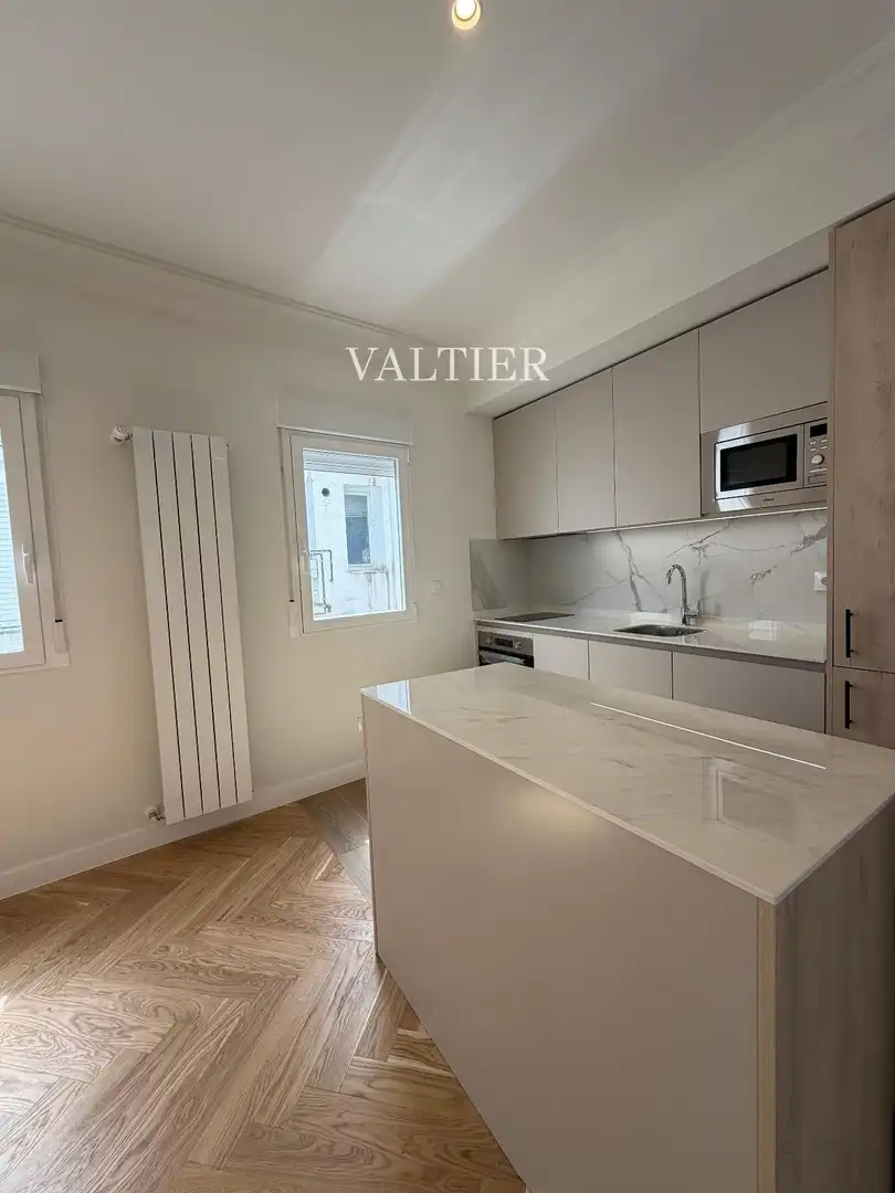 Cocina de Piso de alquiler en  Madrid Capital con Aire acondicionado