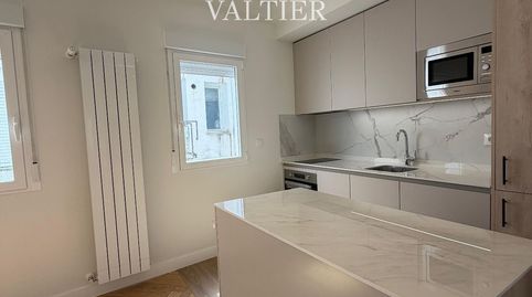 Foto 2 de Piso de alquiler en María de Guzmán, Ríos Rosas - Nuevos Ministerios, Madrid Capital