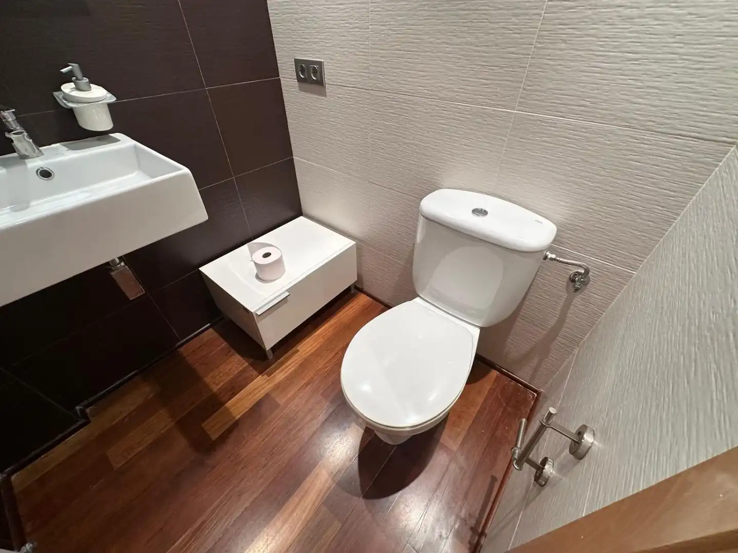 Baño de Casa adosada de alquiler en Almazora / Almassora con Aire acondicionado, Calefacción y Parquet