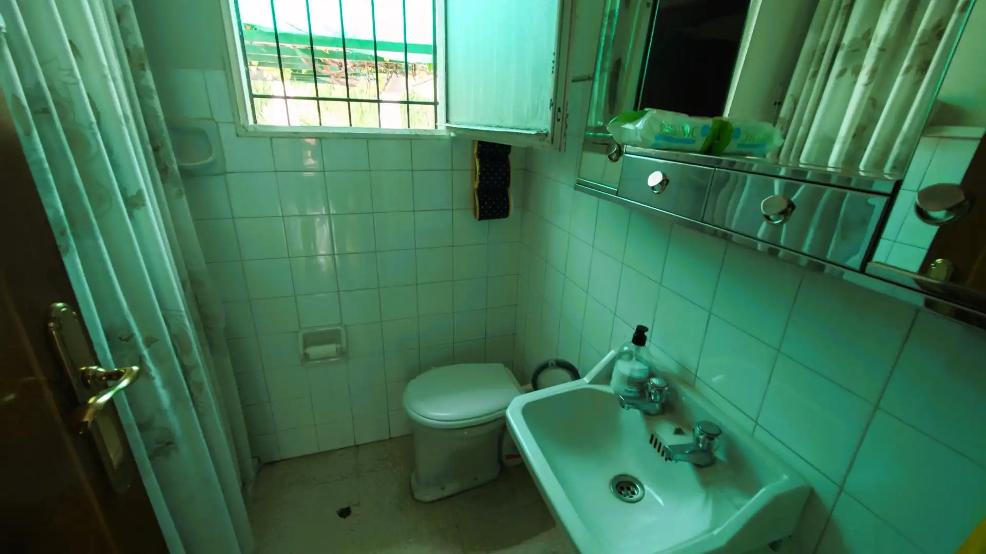 Bathroom of Houses for sale in Armilla  with Air Conditioner, Heating and Swimming Pool