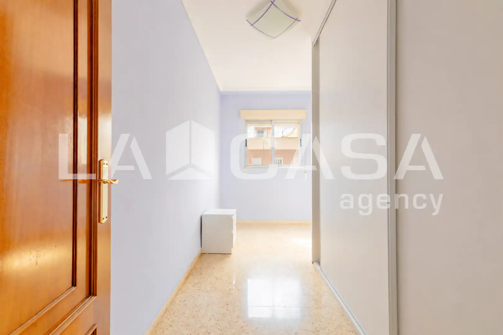 Piso en venta en Valencia con Balcón