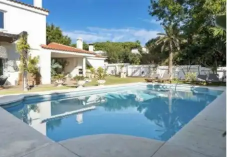 Xalet amb piscina en venda a Elviria - Cabopino, imagen 4