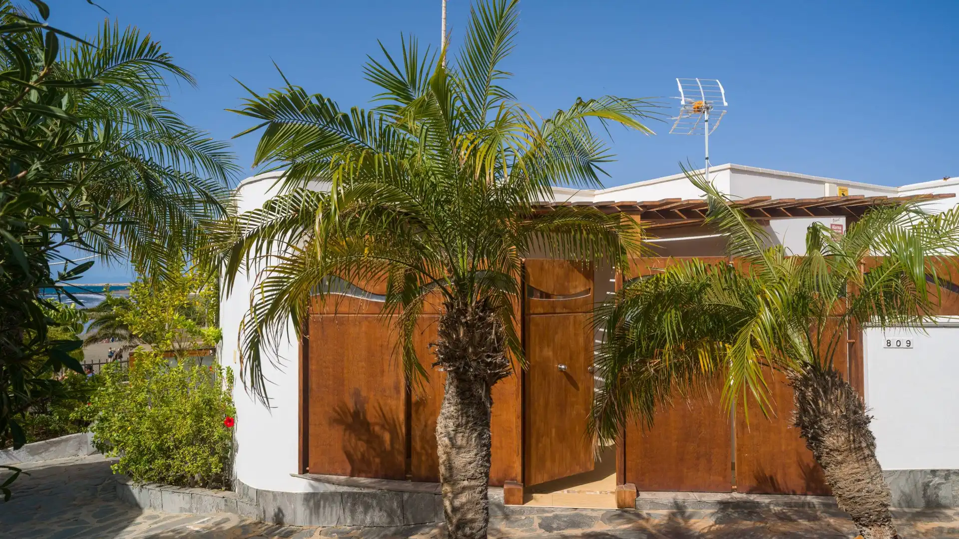 Vista exterior de Casa o chalet en venta en San Bartolomé de Tirajana con Aire acondicionado, Amueblado y Jacuzzi