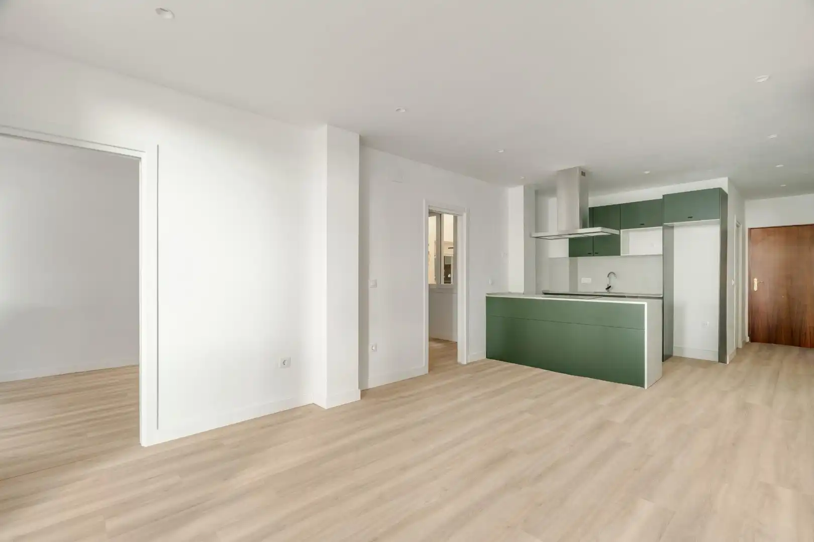 Flat with terrace for sale in Plaza Nogalera, imagen 5