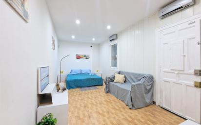 Bedroom of Planta baja for sale in  Barcelona Capital