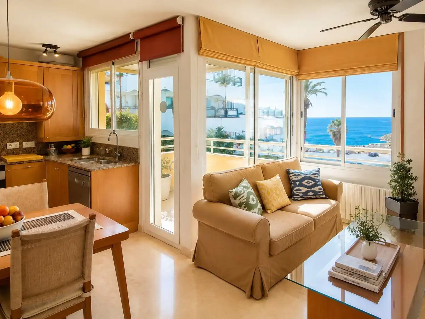 Sala de estar de Ático de alquiler en  Palma de Mallorca con Aire acondicionado, Calefacción y Terraza