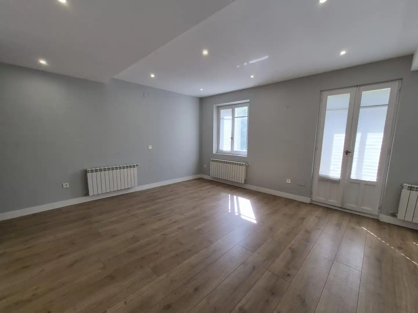 Piso en venta en Valladolid con Calefacción, Terraza y Balcón