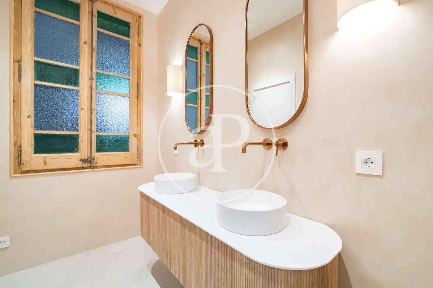Baño de Piso en venta en Barcelona con Aire acondicionado, Calefacción y Terraza