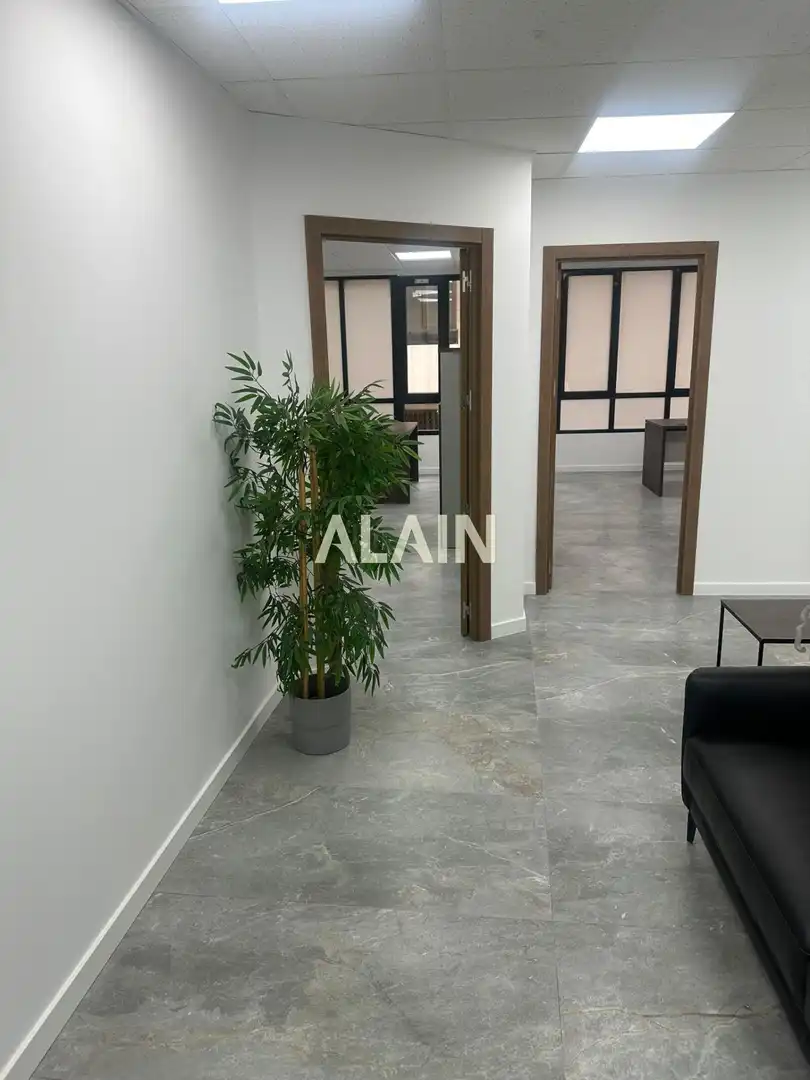 Oficina de alquiler en  Valencia Capital
