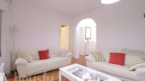 Foto 2 de Piso en venta en Calle de Oña, ., Virgen del Cortijo - Manoteras, Madrid