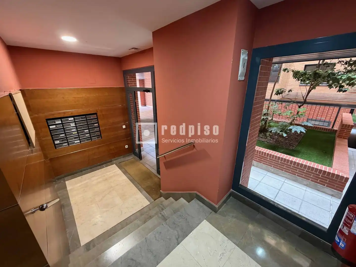 Flat for sale in Madrid  with Air Conditioner, Heating and Private garden