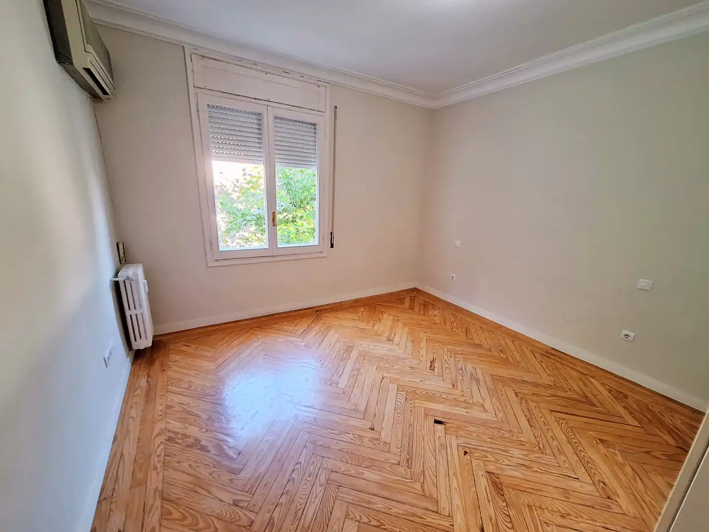 Wohnung zur Miete in Orense, Cuatro Caminos - Azca