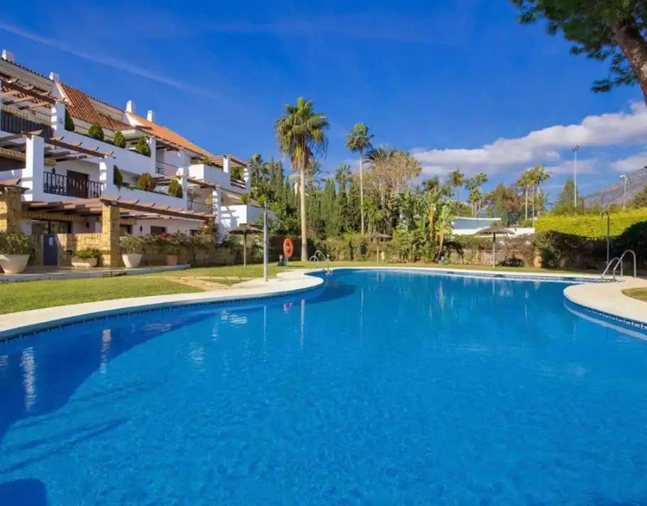 Wohnung mit Pool zum Verkauf in Río Real - Los Monteros, imagen 16
