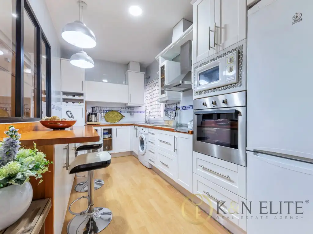 Kitchen of Flat for sale in Alicante / Alacant  with Air Conditioner and Balcony
